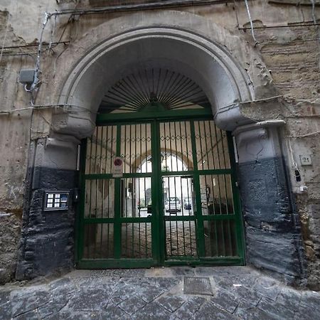 Home Nonna Sabina - Centro Storico Napoli Zewnętrze zdjęcie