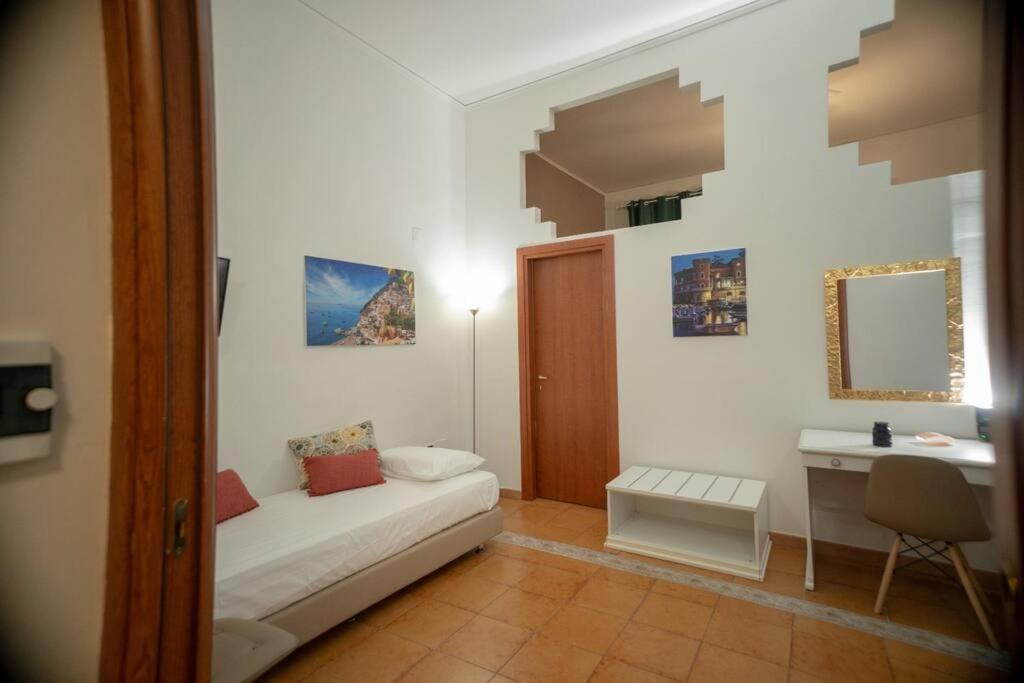 Home Nonna Sabina - Centro Storico Napoli Zewnętrze zdjęcie